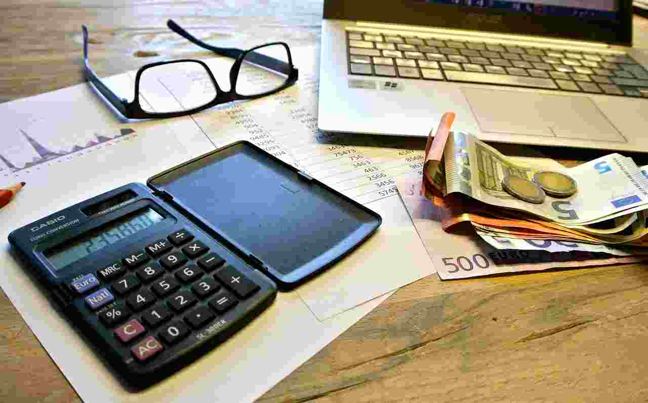 BANCOS, EMPRESAS DE TRANSFERENCIA DE DINERO Y CASINOS FUERON LOS QUE MÁS REPORTARON OPERACIONES SOSPECHOSAS DE LAVADO A LA UAF